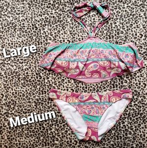 Gianni Bini High Neck Flutter Flounce Paisley Print Bikini Set, Top L, Bottoms M